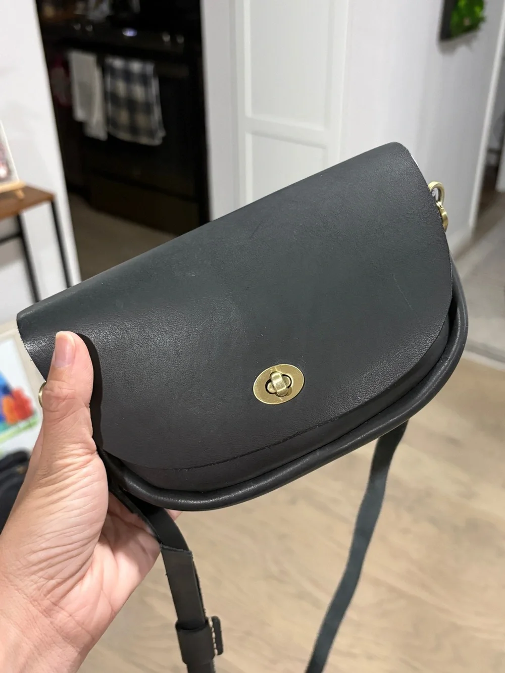 Classic Black Leather Crossbody Bag with Turn-Lock